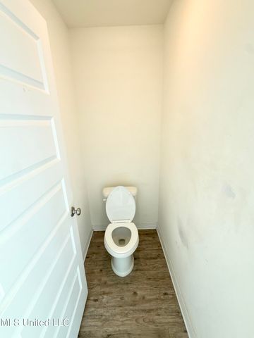 49 Whisperwood Lane, Ocean Springs, MS 39564