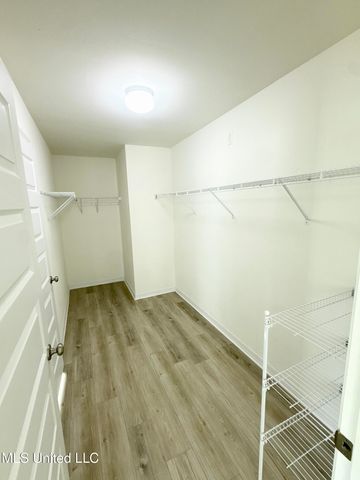 49 Whisperwood Lane, Ocean Springs, MS 39564