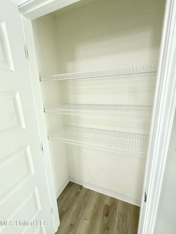 49 Whisperwood Lane, Ocean Springs, MS 39564