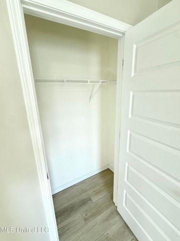 49 Whisperwood Lane, Ocean Springs, MS 39564