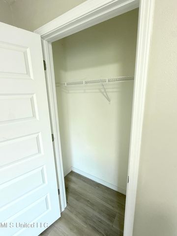 49 Whisperwood Lane, Ocean Springs, MS 39564