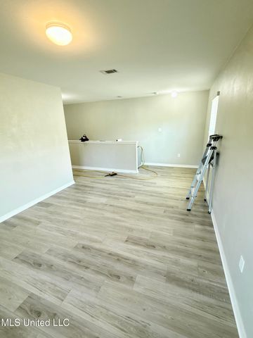 49 Whisperwood Lane, Ocean Springs, MS 39564