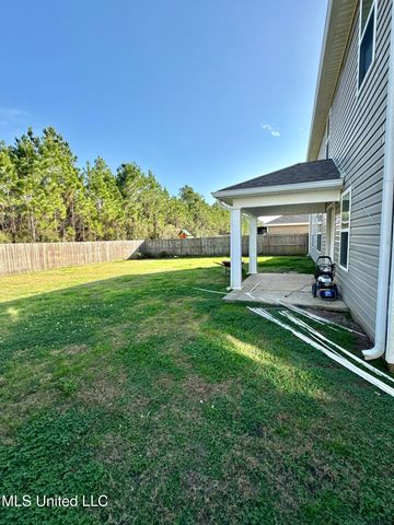 49 Whisperwood Lane, Ocean Springs, MS 39564