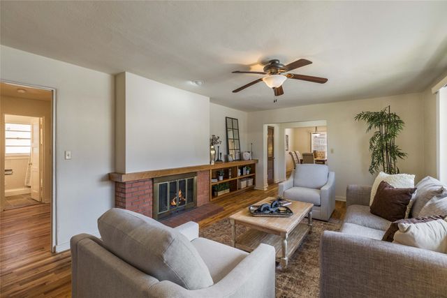 111 Camino Matias, Santa Fe, NM 87501