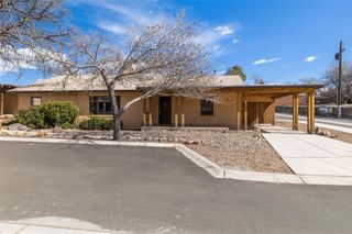 111 Camino Matias, Santa Fe, NM 87501