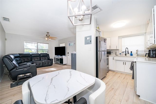 917 ROMANO AVENUE, Orlando, FL 32807