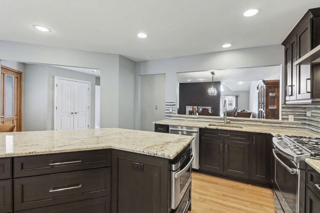 18269 Blue Heron Drive E 16, Northville, MI 48168