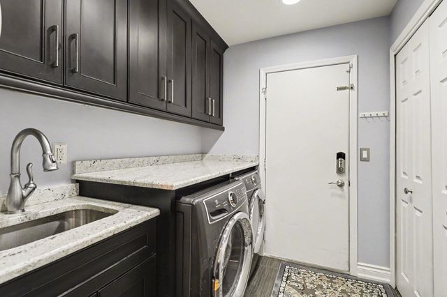 18269 Blue Heron Drive E 16, Northville, MI 48168