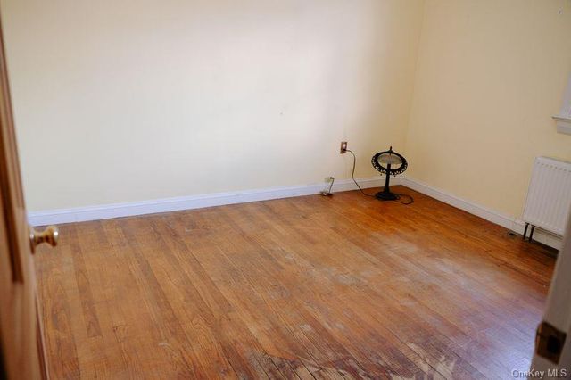 21 McCall Place, Middlehope, NY 12550