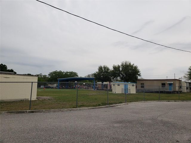GROSSE AVENUE, Tarpon Springs, FL 34689