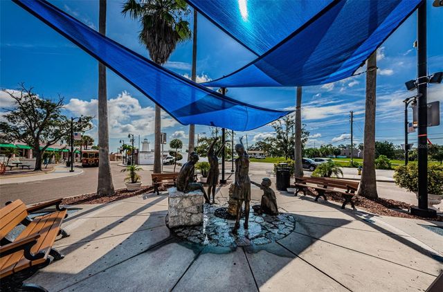 GROSSE AVENUE, Tarpon Springs, FL 34689