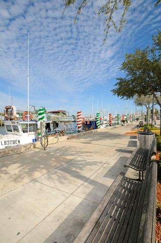 GROSSE AVENUE, Tarpon Springs, FL 34689