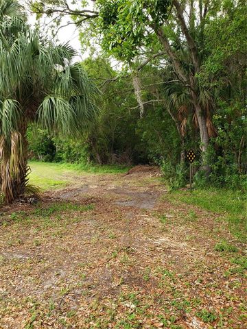 GROSSE AVENUE, Tarpon Springs, FL 34689