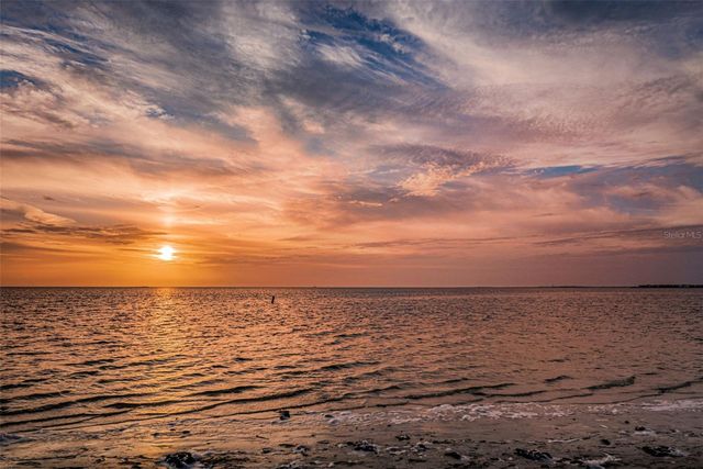 GROSSE AVENUE, Tarpon Springs, FL 34689