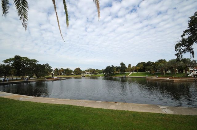 GROSSE AVENUE, Tarpon Springs, FL 34689