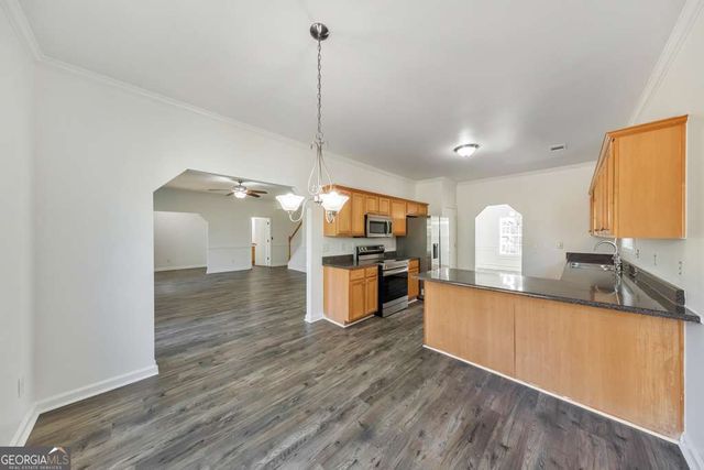 1086 S Gordon Road, Austell, GA 30168