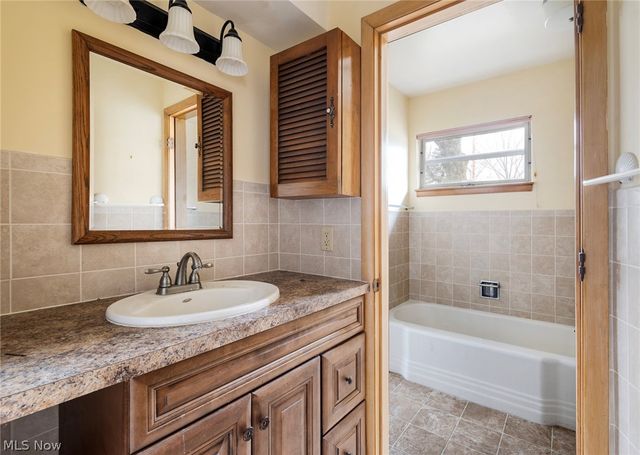 1114 Briarcliff Avenue, Alliance, OH 44601
