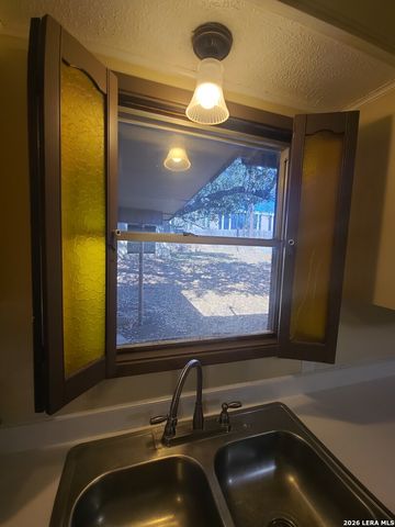 5611 HORIZON, San Antonio, TX 78228