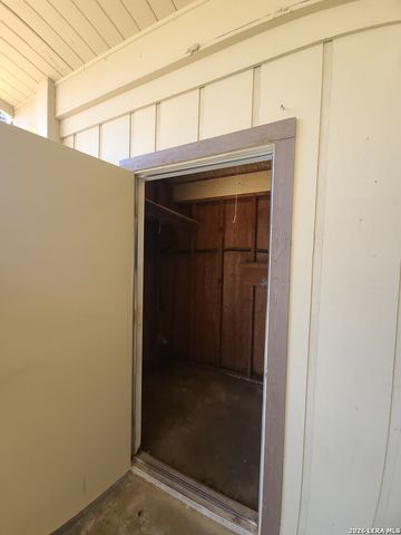 5611 HORIZON, San Antonio, TX 78228