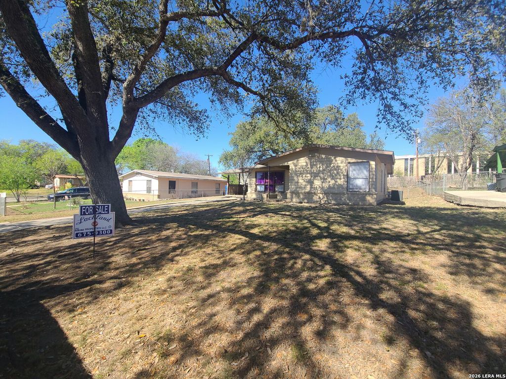 5611 HORIZON, San Antonio, TX 78228