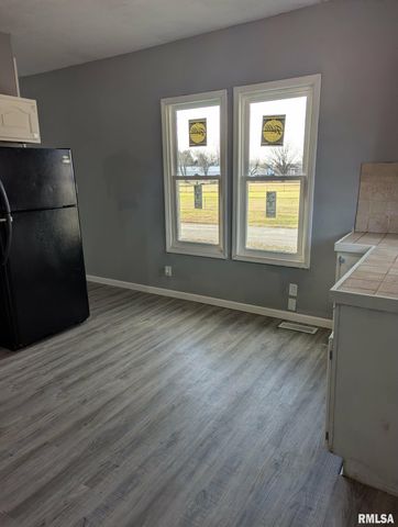 1301 E MORTON Avenue, Springfield, IL 62702