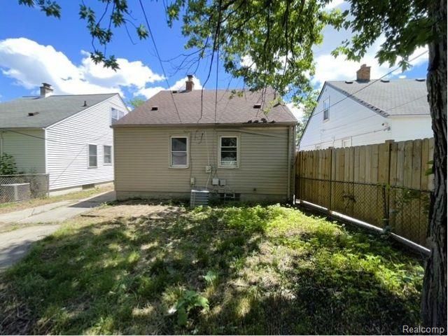 4230 Longtin Avenue, Lincoln Park, MI 48146