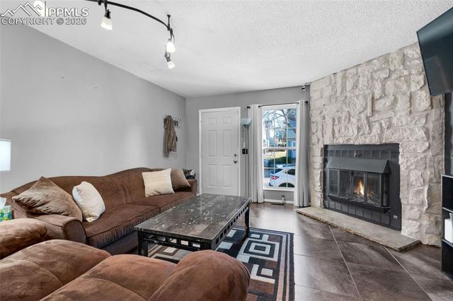 3643 Queen Anne Way, Colorado Springs, CO 80917