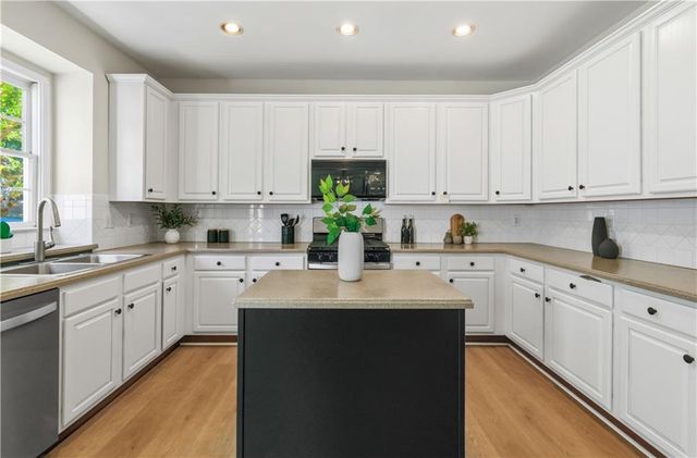 12350 Clairmonte Avenue, Alpharetta, GA 30009
