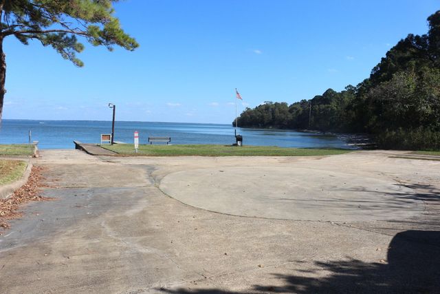 TBD Lake Oaks Circle, Coldspring, TX 77331