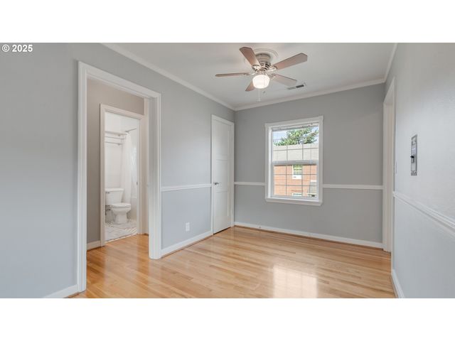 308 E 12TH St 308 B, Vancouver, WA 98660