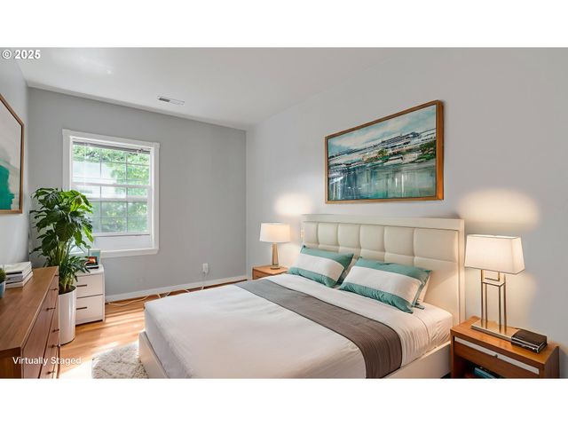 308 E 12TH St 308 B, Vancouver, WA 98660