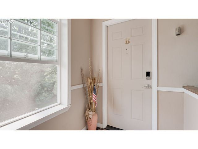 308 E 12TH St 308 B, Vancouver, WA 98660