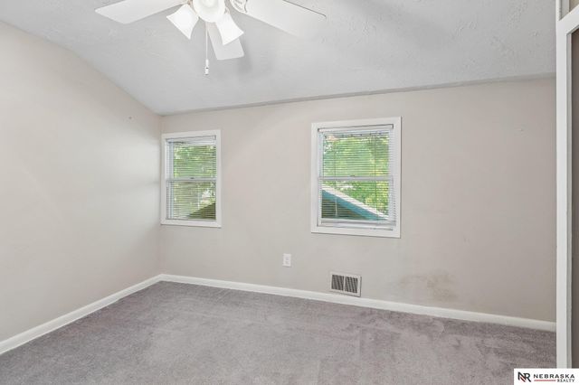 3115 N 58th Street, Omaha, NE 68104