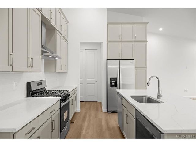 8278 S Quail St, Littleton, CO 80127