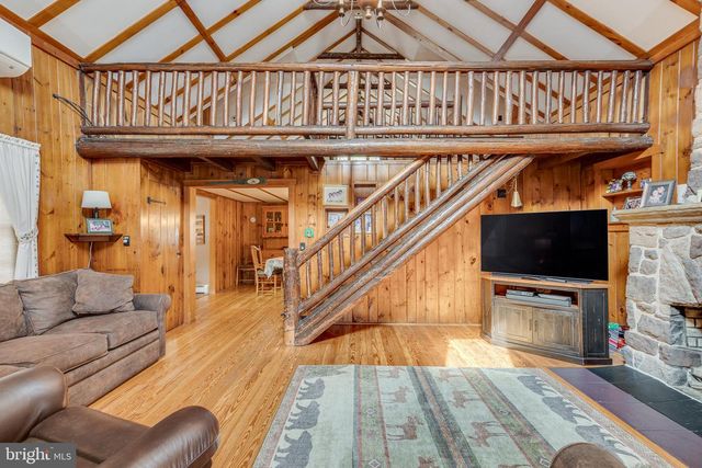 85 POWHATAN TRL, Medford Lakes, NJ 08055