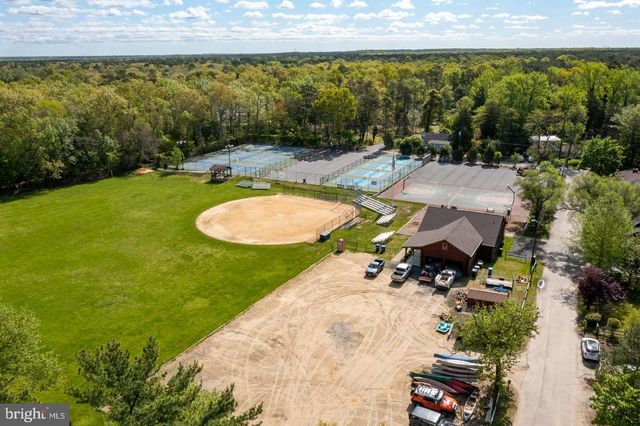 85 POWHATAN TRL, Medford Lakes, NJ 08055