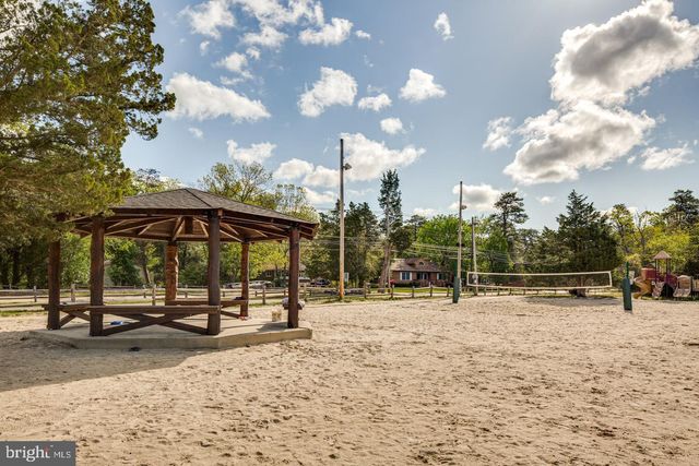 85 POWHATAN TRL, Medford Lakes, NJ 08055