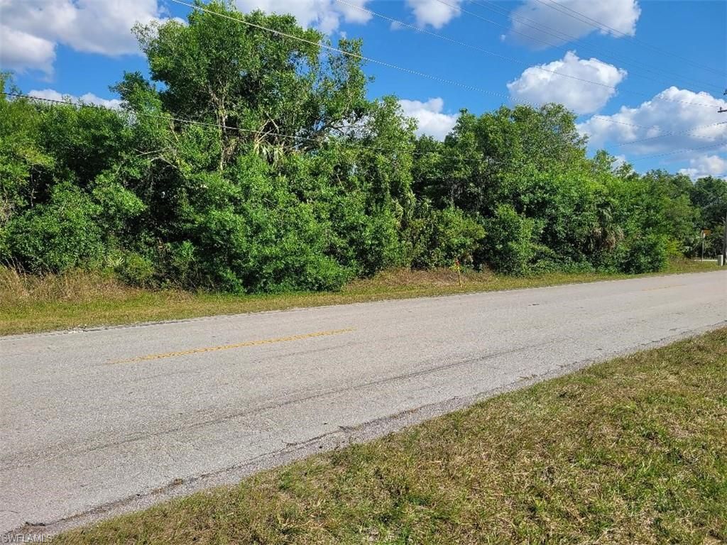 Everglades Blvd N, NAPLES, FL 34120 — exterior