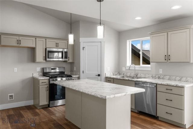 2305 Oriole Drive, Belgrade, MT 59714