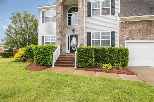1817 Dock Harbour Drive DR, Chesapeake, VA 23321