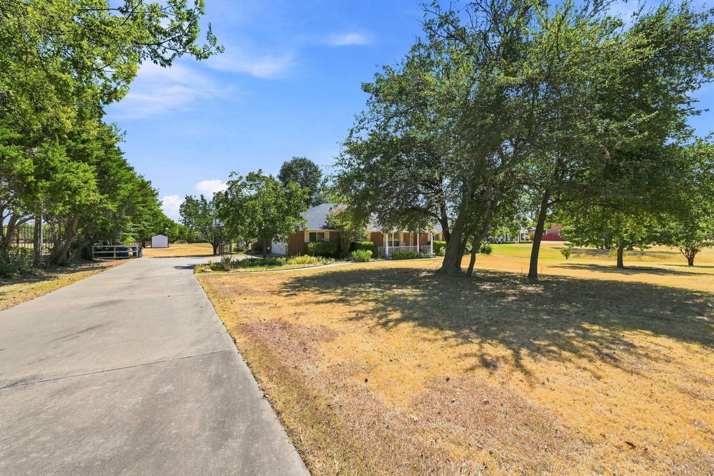 706 Georgetown Road, Ovilla, TX 75154 — photo 5