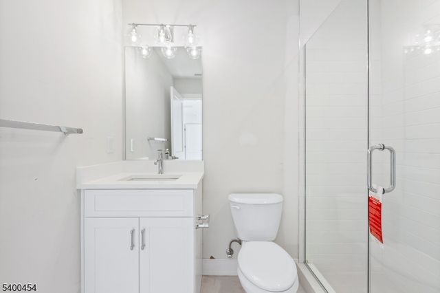 20 Furnace Rd, Chester Twp., NJ 07930