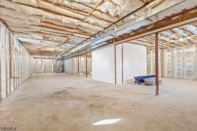 20 Furnace Rd, Chester Twp., NJ 07930