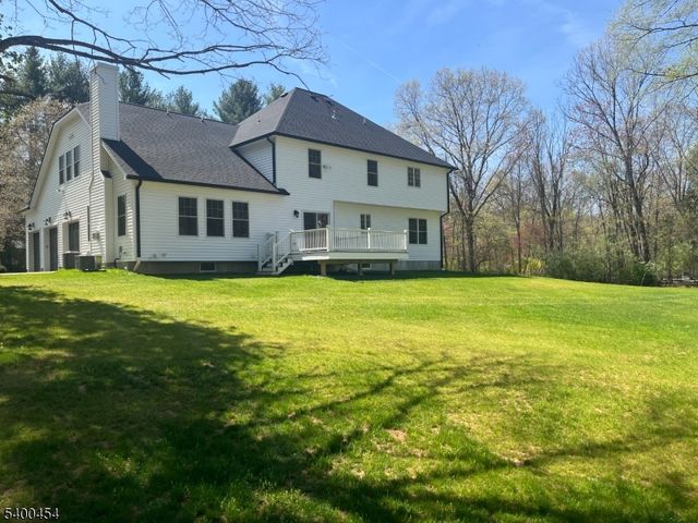 20 Furnace Rd, Chester Twp., NJ 07930