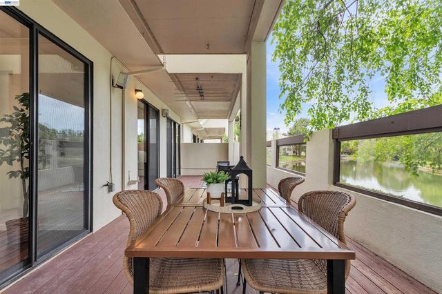 536 Shorebird Cir 5102, Redwood City, CA 94065