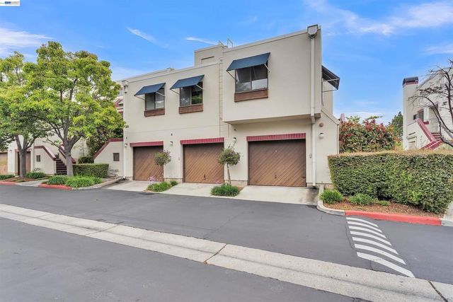536 Shorebird Cir 5102, Redwood City, CA 94065