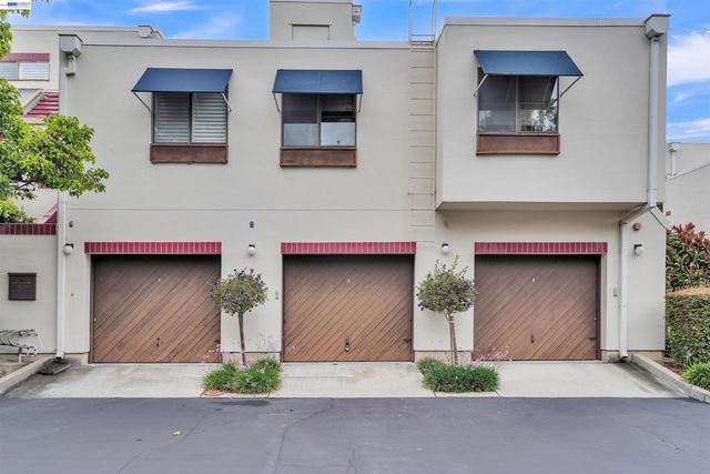 536 Shorebird Cir 5102, Redwood City, CA 94065