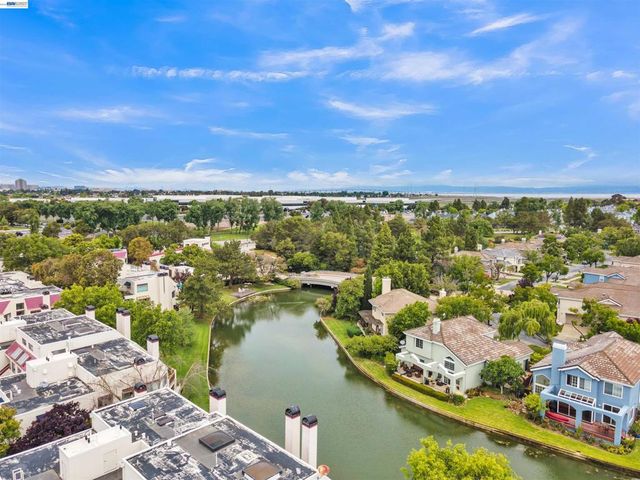 536 Shorebird Cir 5102, Redwood City, CA 94065