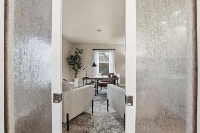 2609 S Lincoln St, Spokane, WA 99203