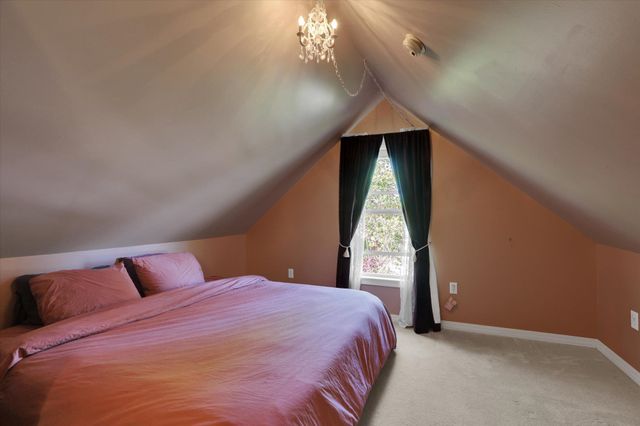 2609 S Lincoln St, Spokane, WA 99203